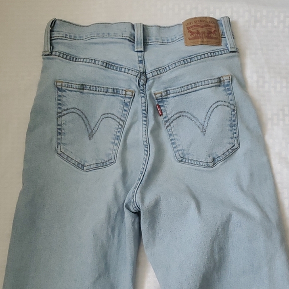 Levi's Classic Ribcage  Blue Wide Leg Jeans - Picture 10 of 10